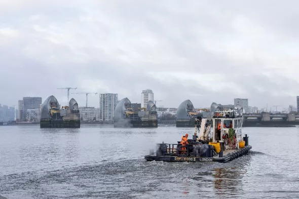 Work vessel with Thames Barrier