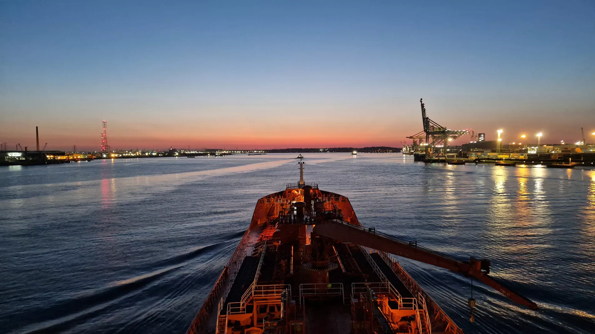 Vessel Sten Moster at Tilbury Ness. Photo by PLA Pilot Alex Scarrott