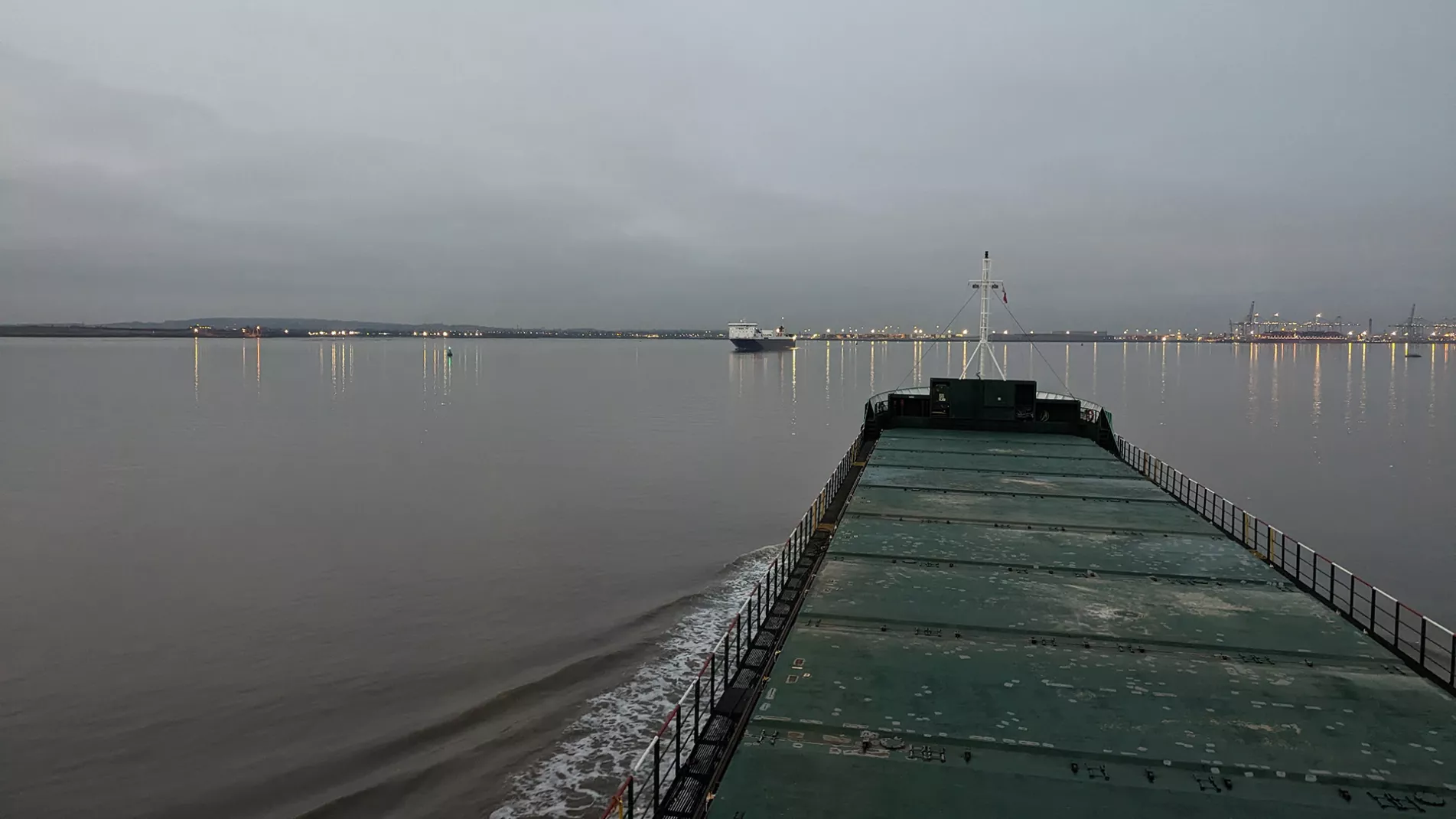 Grey sky and vessels in lower Thames